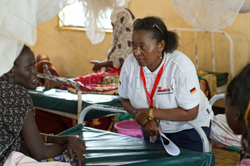 Kakuma  Kenia - Muetter- Geburtsstation der Johanniter Auslandshilfe im Fluechtlingslager Kakuma.