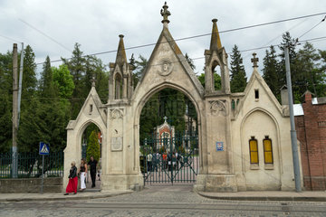 Lemberg  Ukraine  Haupttor zum Lytschakiwski-Friedhof