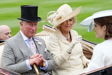Royal Ascot  Grossbritannien  Prinz Charles und seine Ehefrau Camilla Mountbatten-Windsor