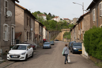 Frankreich  Lothringen  Hayange - strukturschwache Stadt  waehlte 2014 Front National-Politiker zum Buergermeister
