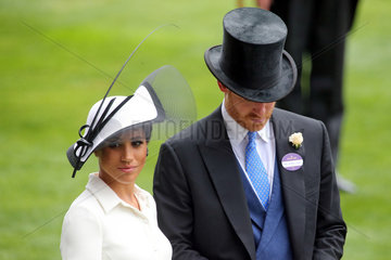 Royal Ascot  Grossbritannien  Prinz Harry  Herzog von Sussex und seine Frau Meghan  Herzogin von Sussex
