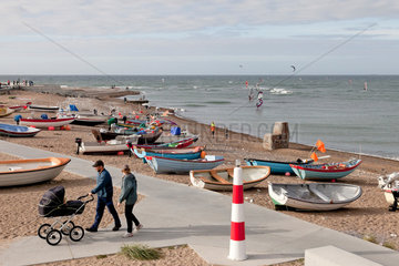 Vorupor  Daenemark  Boote am Strand