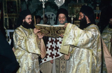 Autonome Moenchsrepublik Athos  Zeremonie im Kloster Simonos Petras