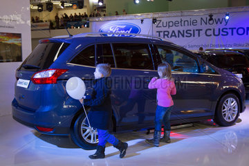Posen  Polen  der Ford Grand C-MAX auf der Motor Show 2013
