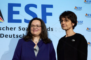 Berlin  Deutschland  Andrea Nahles  SPD  Bundesarbeitsministerin  und Marianne Thyssen  EU-Kommissarin