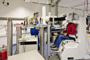 Berlin  Deutschland  Behandlung eines Aderhautmelanoms im Zentrum fuer Ionenstrahltechniken