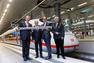 Berlin  Deutschland  Uebergabe des ICE 3 (Velaro-D) an die Deutsche Bahn AG