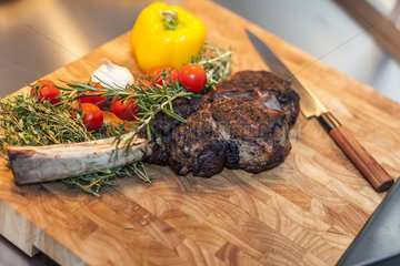 American Ribeye Tomahawk Steak