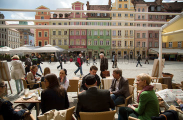 Breslau  Polen  ein Cafe am Markt Rynek