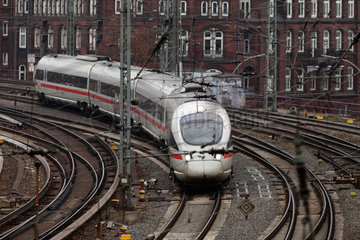 Hamburg  Deutschland  ICE der Deutschen Bahn am Hamburger Hauptbahnhof