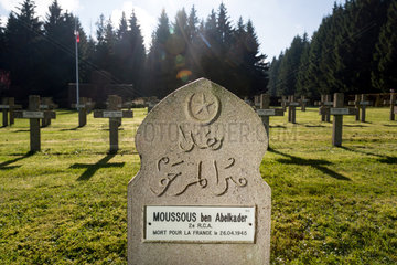 Michelbrunn  Frankreich  franzoesischer Soldatenfriedhof Cimetiere Militaire du Donon