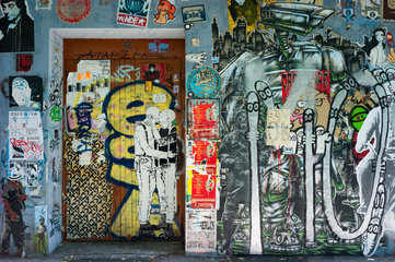 Berlin  Deutschland  Streetart in der Simon-Dach-Strasse