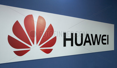 Berlin  Deutschland  Logo des Telekommunikationsausruesters Huawei