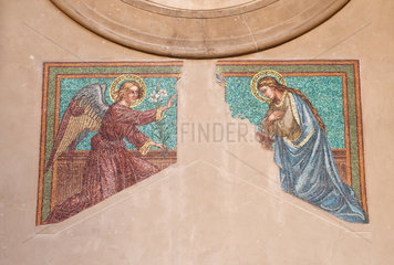 Berlin  Deutschland  Mosaik an der Sankt-Michael-Kirche