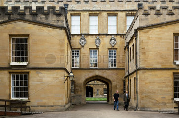 Oxford  Grossbritannien  Gebaeude des New College der Universitaet Oxford