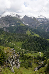 Berchtesgaden  Deutschland  Blick zur Bergkette Hohes Brett und Hoher Goell