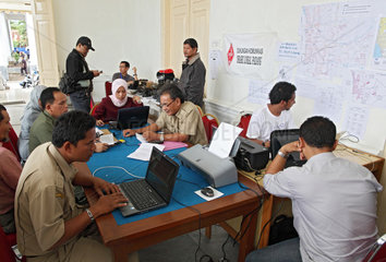 Padang  Indonesien  Koordinationszentrum fuer das Erdbebengebiet im Government Palace