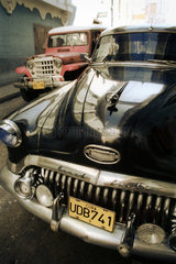 Santiago de Cuba  Kuba  schwarzer Buick Eight Sedan  Baujahr 1952