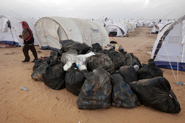 Ben Gardane  Tunesien  Zeltlager im Fluechtlingslager Shousha