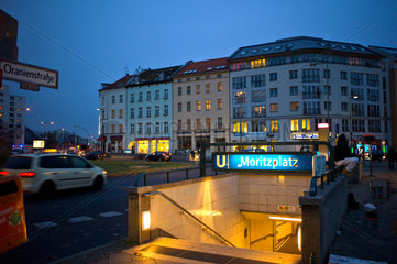 Berlin  Deutschland  der Eingang zur U-Bahnhaltestelle Moritzplatz