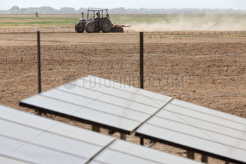 Awash  Aethiopien  Sonnenkollektoren fuer die Stromversorgung geplanter Wasserpumpen