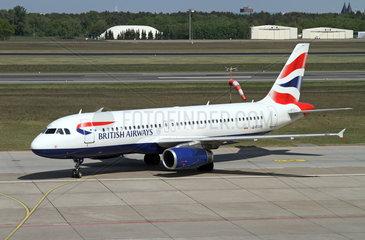 Berlin  Deutschland  Airbus A320 der Fluggesellschaft British Airways