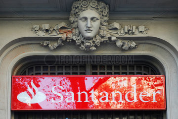 Barcelona  Spanien  Filiale der Banco Santander
