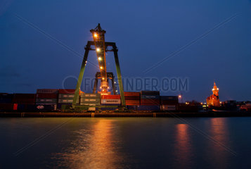 Containerterminal Dortmunder Hafen