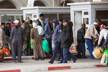 Ben Gardane  Tunesien  Fluechtlinge an der tunesischen Grenze