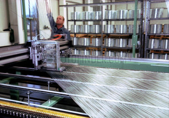 Saertex - Herstellung von Glasfasergewebe
