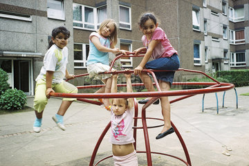 Kinder beim Spielen  Siedlung Bergmannsfeld  Essen