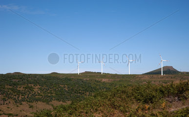 Pico do Arieiro  Portugal  Windraeder