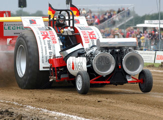 Tractor Pulling/European Championship 2004: Isotov II  Deutschland