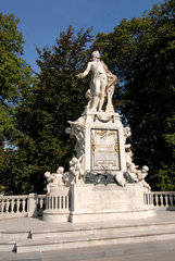 Neue Hofburg Wien Hofgarten Mozart-Denkmal