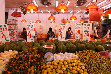 Hongkong  China  Obst- und Gemuesestand in Sham Shui Po
