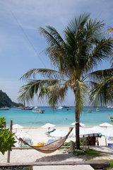 Phuket  Thailand  der Strand des Racha Island Resorts