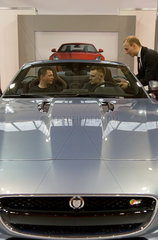 Posen  Polen  der neue Jaguar F-Type auf der Motor Show 2013