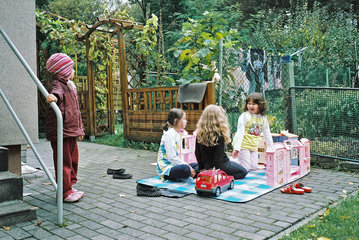 spielende Kinder im Ruhrgebiet