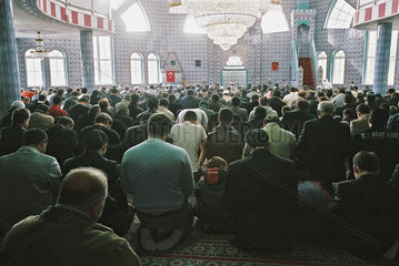 Gottesdienst in Moschee im Ruhrgebiet