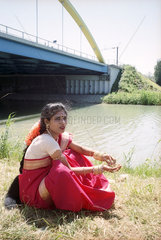 Datteln-Hamm-Kanal Tempelfest Hamm-Uentrop Tamilen Inder Ausl__nder Hindus Ruhrgebiet