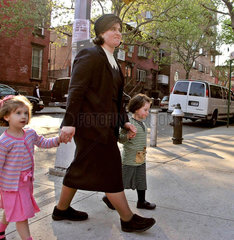 Orthodoxe Juden im Stadtteil Williamsburg  Brooklyn  New York City
