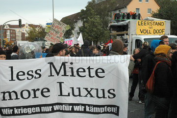 Demo in Hamburg: Leerstand zu Wohnraum