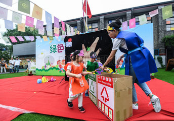 CHINA-HANGZHOU-INTERNATIONAL CHILDREN'S DAY (CN)