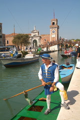 historische regatta in venedig