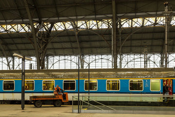 Prag  Tschechien  Zug der Ceske drahy im Prag Hauptbahnhof