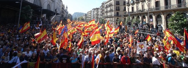 SPAIN-BARCELONA-MANIFESTATION-INDEPENDENTISM-OPPOSITION