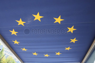 Unter die EU Sterne