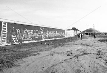 Berliner Mauer  Tempodrom