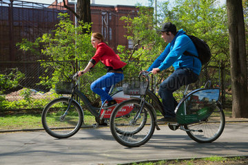 Breslau  Polen  Fahrradfahrer in den Wallanlagen