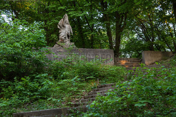 Lemberg  Ukraine  Denkmal auf dem Lytschakiwski-Friedhof